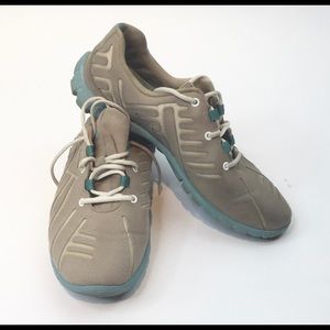 Rockport Truwalk Adiprene size 8 shoes